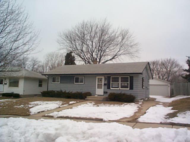 3130 Windsor Dr., Racine, WI 53404