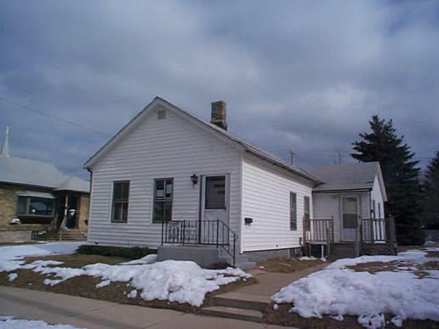 1427 Buchanan St, Racine, WI 53402