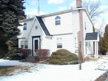 6407 Douglas Ave., Caledonia, WI 53402