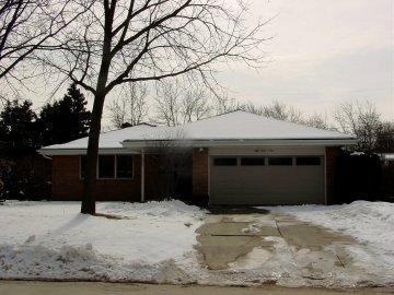 5401 W Jerelyn Pl., Milwaukee, WI 53219