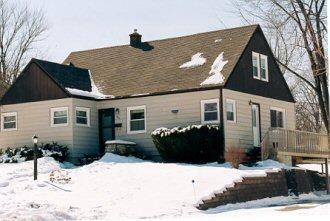 230 N Porter Ave., Waukesha, WI 53186