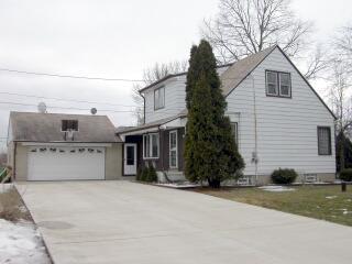 2805 W Minnesota Ave, Franklin, WI 53132