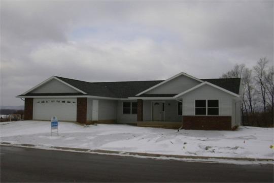 4301 N Mariah Dr, La Crosse, WI 54601