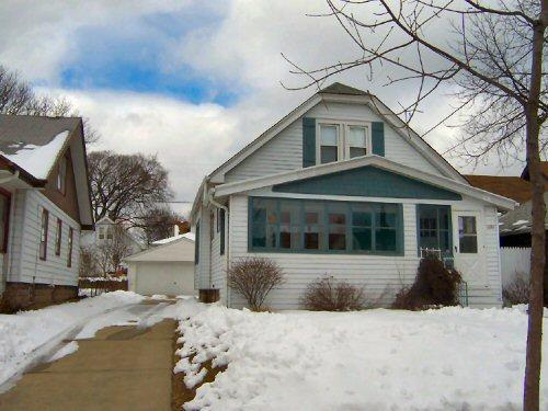 1507 N 66th St., Wauwatosa, WI 53213