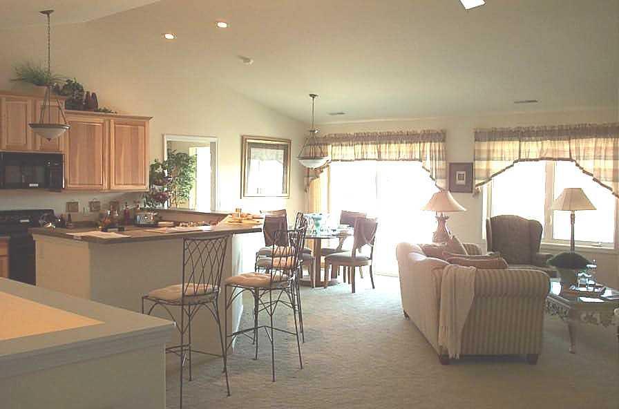 420 Cth  Nn East #5, Mukwonago, WI 53149