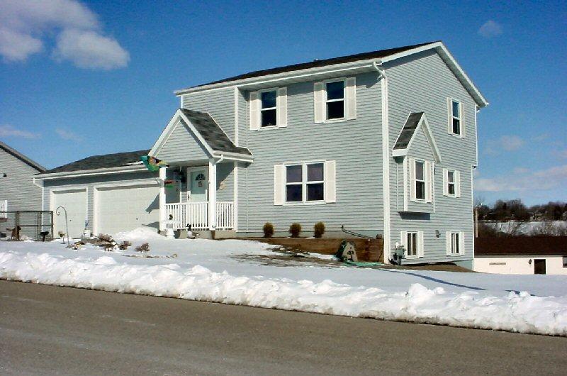 116 Westgate Dr, Iron Ridge, WI 53035