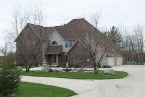 6681 N Rd J, Oconomowoc, WI 53066