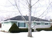 6311 N Mineola, Menomonee Falls, WI 53051