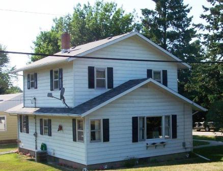 915 Lynn St., Horicon, WI 53032