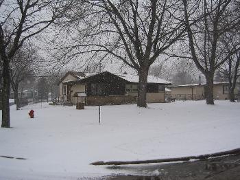 5599 S Honey Creek Dr., Milwaukee, WI 53221