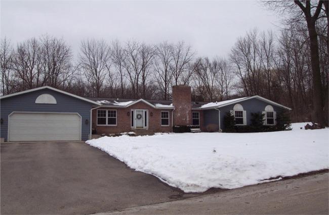 N3046 Grandview Dr., Geneva, WI 53147