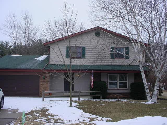 2028 Lilly  St., East Troy, WI 53120