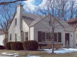2505 N 89th St., Wauwatosa, WI 53226