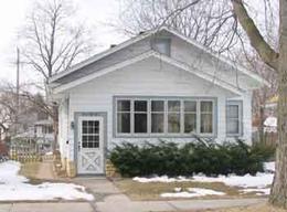 354 21st St., La Crosse, WI 54601