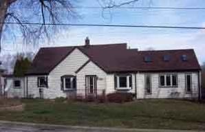 1232 N 120th St., Wauwatosa, WI 53226