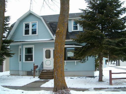 1909 Harrison St., New Holstein, WI 53061