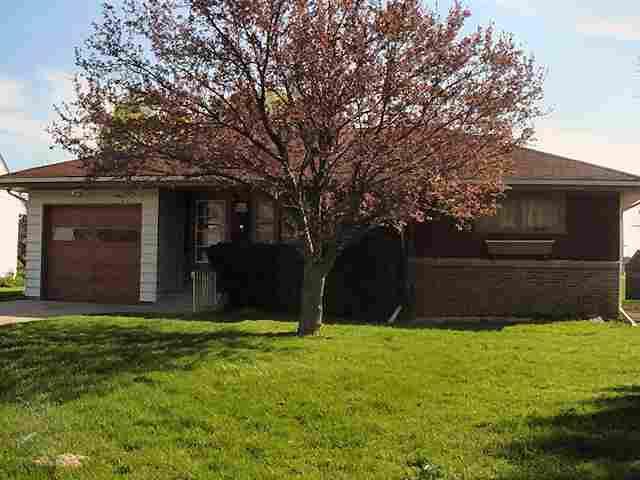 W157N8968 Caroline Dr., Menomonee Falls, WI 53051