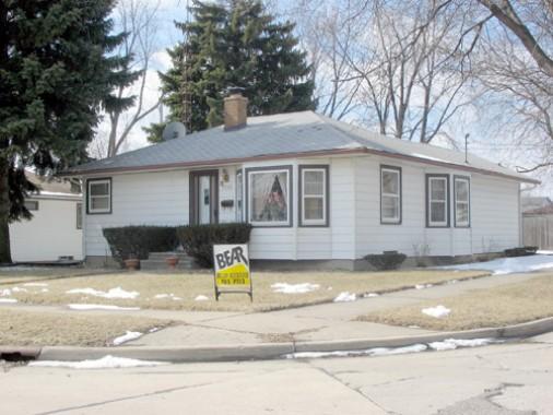 5502 43rd Ave, Kenosha, WI 53144