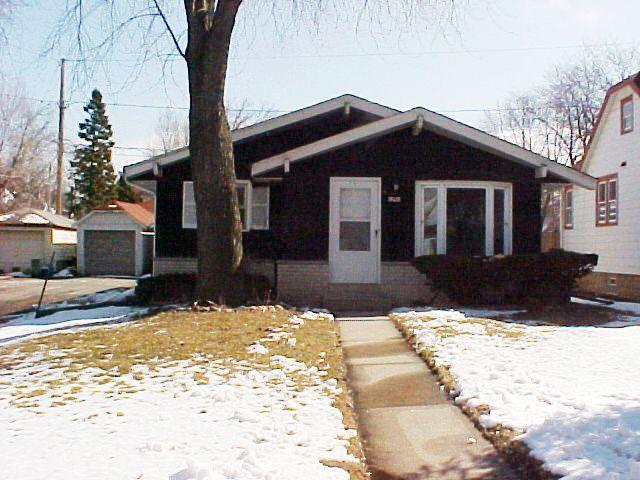 4640 N River Park Blvd., Glendale, WI 53209