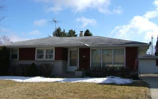 1713 Oak St., South Milwaukee, WI 53172