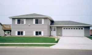 811 Silver Dr., Holmen, WI 54636