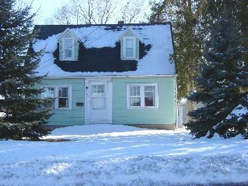 609 Leavens Ave., Sheboygan Falls, WI 53085