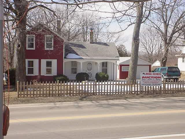 2385 N Brookfield Rd, Brookfield, WI 53045