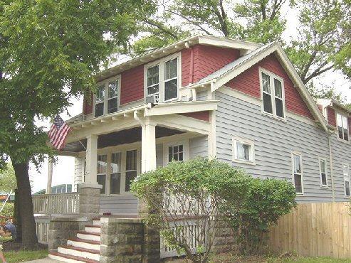 1633 S 76th St., West Allis, WI 53214