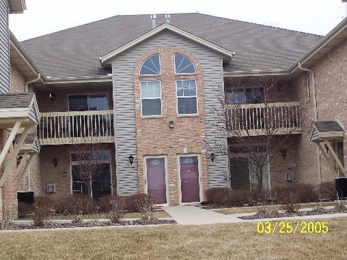 410 W Aspen #2, Oak Creek, WI 53154