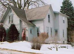 114 N Hartwell Ave., Waukesha, WI 53186