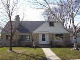 2459 N 93rd St., Wauwatosa, WI 53226