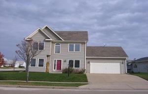 2301 Finch Ct., Waukesha, WI 53189