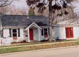 1018 W Glendale Ave., Glendale, WI 53209