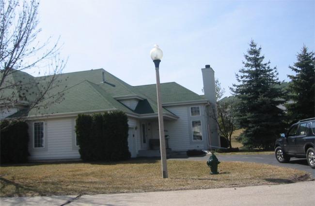 1742 Woodland Cir #12-24, Geneva, WI 53147