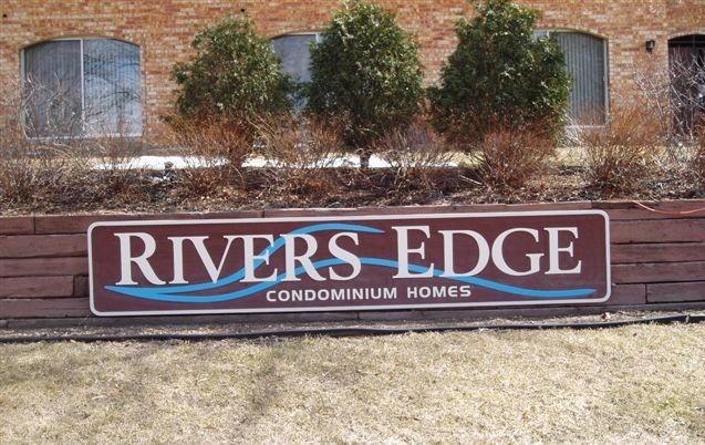 4117 W Rivers Edge Cir. #5, Brown Deer, WI 53209