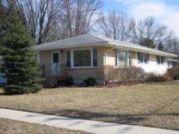 325 N Lincoln St, Elkhorn, WI 53121