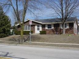 1417 Fox River Pkwy., Waukesha, WI 53189