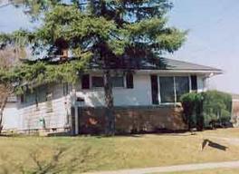 5755 N 72nd St., Milwaukee, WI 53218