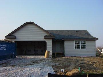 2908 5 Mile Rd., Caledonia, WI 53108