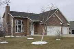 4664 W High View Dr., Franklin, WI 53132