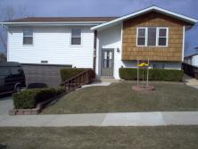 818 Kings Ridge Ct., West Bend, WI 53090