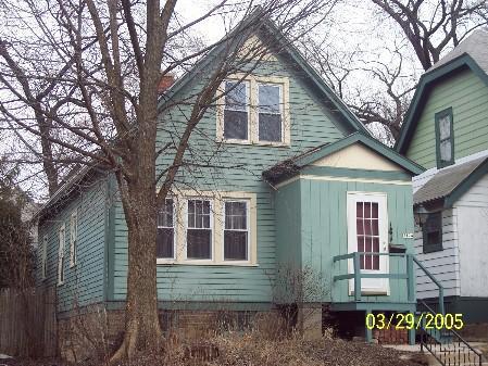 3124 N Newhall, Milwaukee, WI 53211