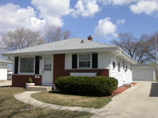 4926 N 104th St., Milwaukee, WI 53225