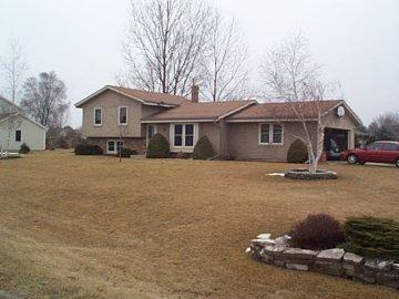 701 Tenderfoot Tr., Eagle, WI 53119