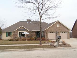 2813 Killarney Ct., West Bend, WI 53095