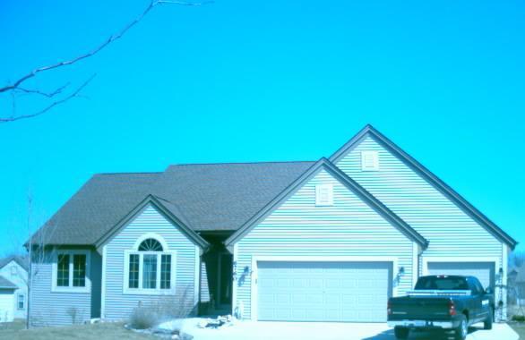 6760 Juliana Dr., Franklin, WI 53132