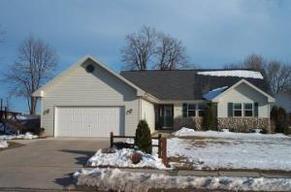 909 Auburn Rd., West Bend, WI 53090