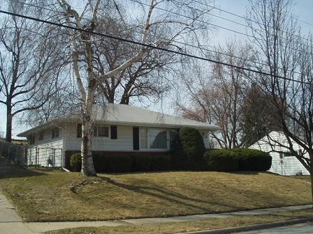 2215 Easy St., Waukesha, WI 53188