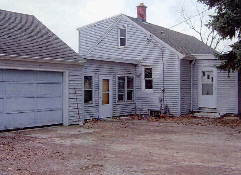 8623 W Puetz, Franklin, WI 53132
