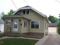 W58N379 Johnson Ave, Cedarburg, WI 53012